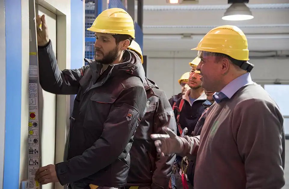 Manutenzione ascensori Livorno: riparazione ed assistenza elevatori